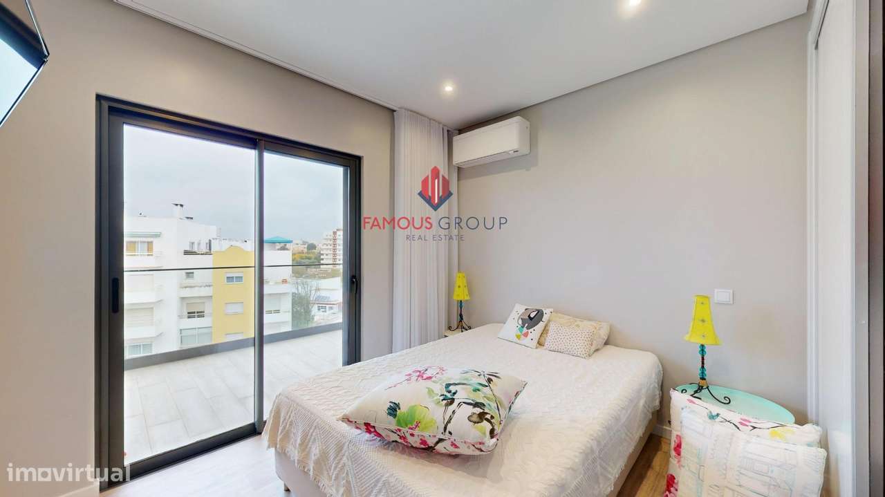 Penthouse T5 exclusiva com acabamentos de luxo - Portimão-23