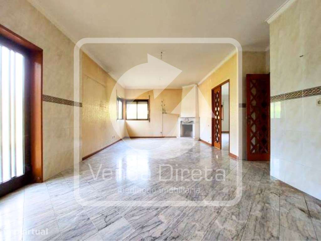 Moradia T5 com Piscina + Armazém | Terreno com 5.000 m² | Vila Nova...-10