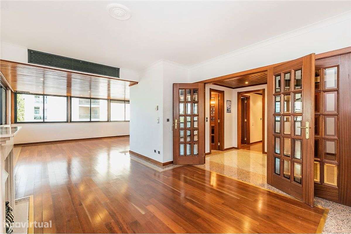 Apartamento T5 para arrendamento - Grande imagem: 4/32