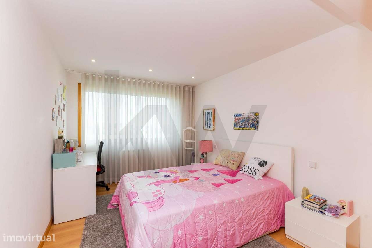 Apartamento T4 com garagem em Mourões, Póvoa de Varzim-19