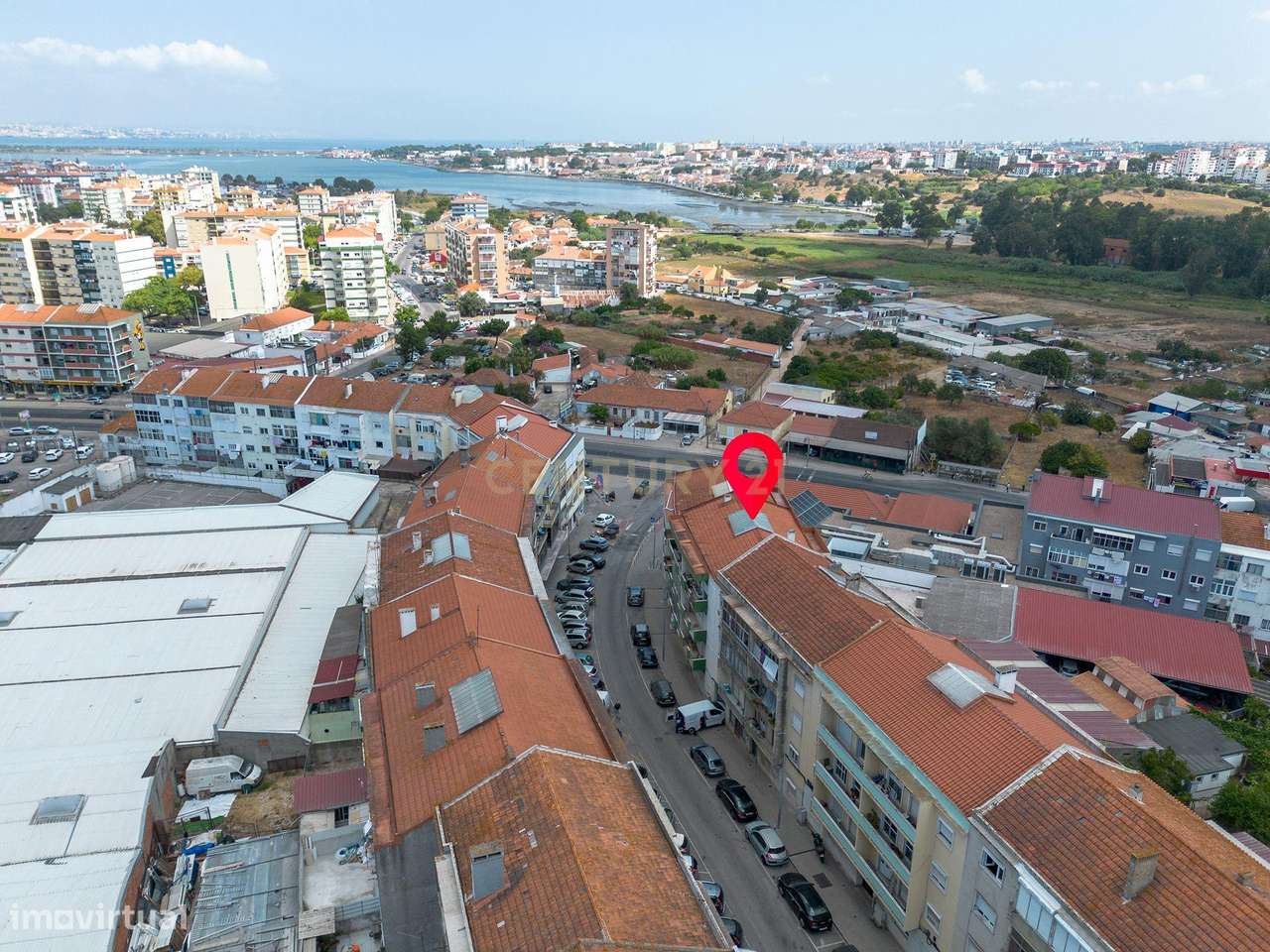 Apartamento T2 Fogueteiro com Logradouro-40