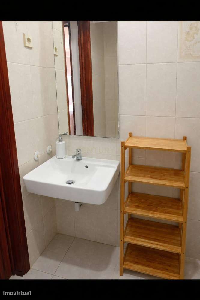 Apartamento T1 ( + 1) em Queluz com vista Panorâmica-16