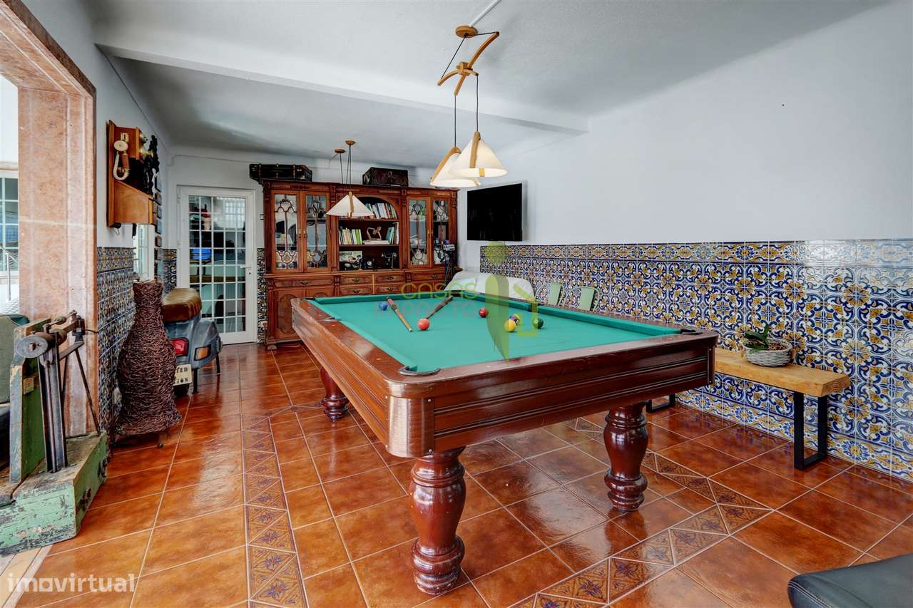 Moradia Clássica T3 transformada em T4, em Rio de Mouro, Sintra-44