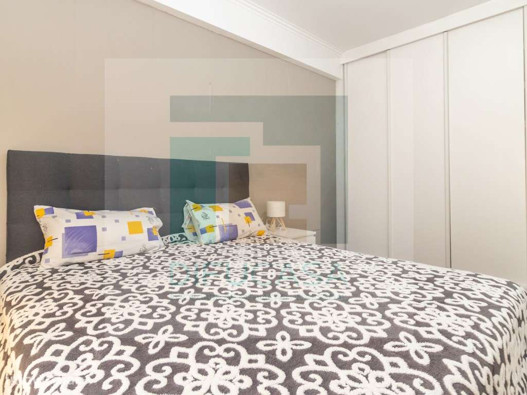 Apartamento T3 Central no Feijó-35