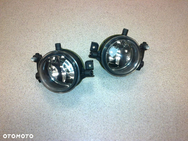 HALOGEN FORD KUGA 2008-2012 NOWY - 1