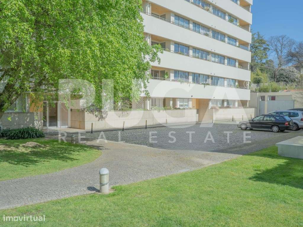 T3 Duplex em Condomínio Fechado | a 200 metros do Rio Douro-0