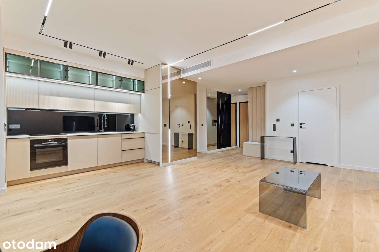 Ekskluzywny Apartament 81m² | Towarowa Towers | M2-9