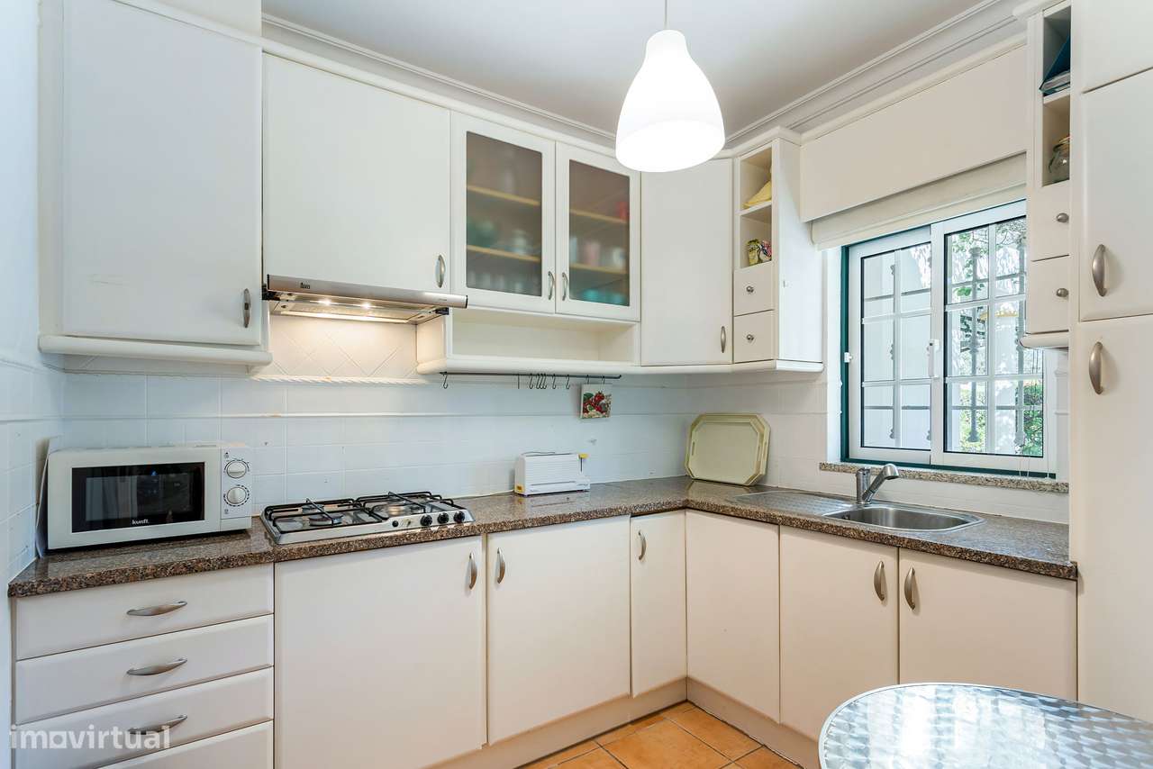 Fantástica moradia em banda a pé da praia-15