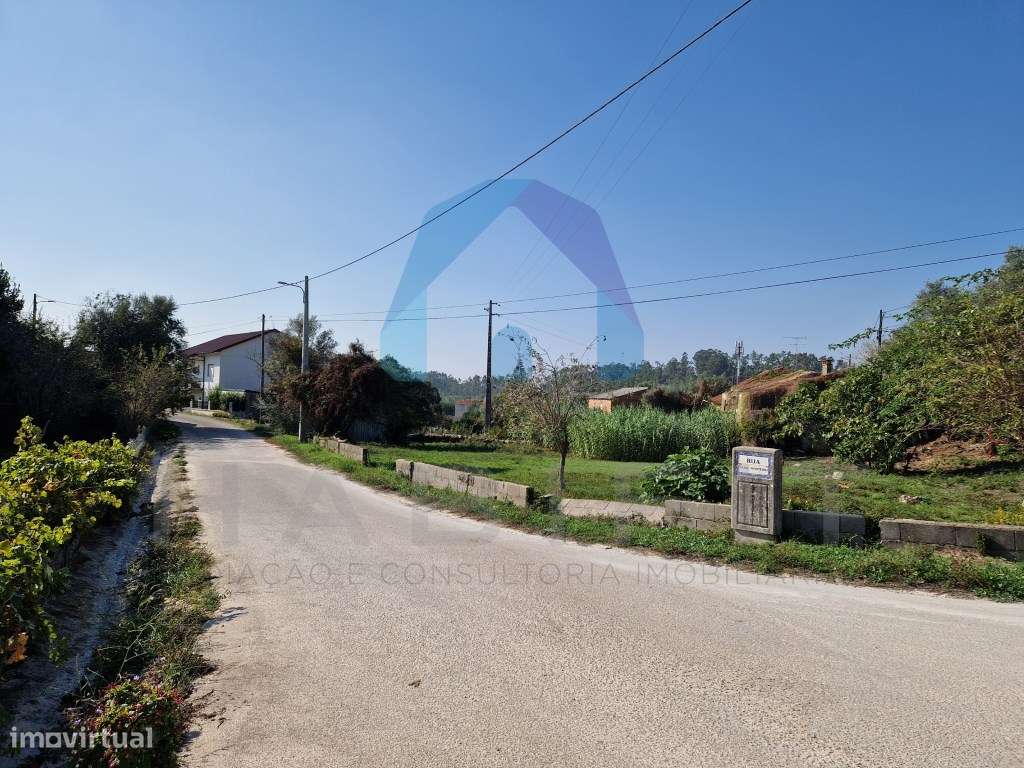 Terreno com Viabilidade de Construção - Pombal-1