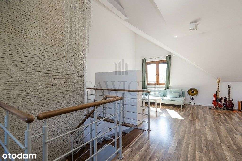 Narożny segment z bardzo ładnym ogrodem, garaż.-16