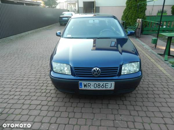 Volkswagen Bora 1.6 Comfortline - 2