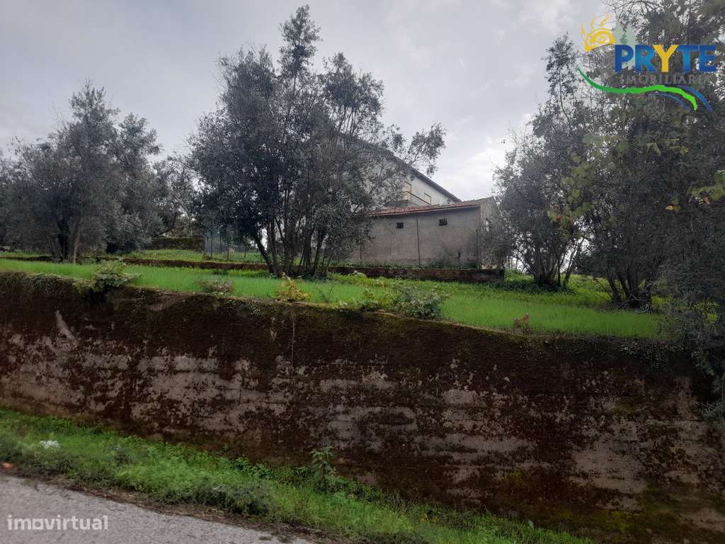 Moradia de tipologia T2 situada a 5 minutos da Vila da Sertã-41