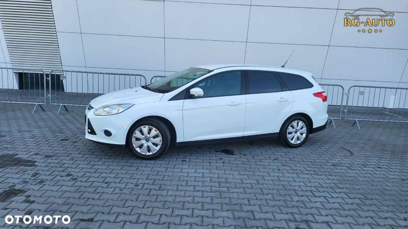 Ford Focus - 13