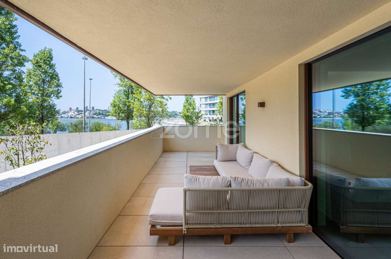 T3 com Terraço e 3 Lugares de Garagem | Quinta Marques Gomes-22