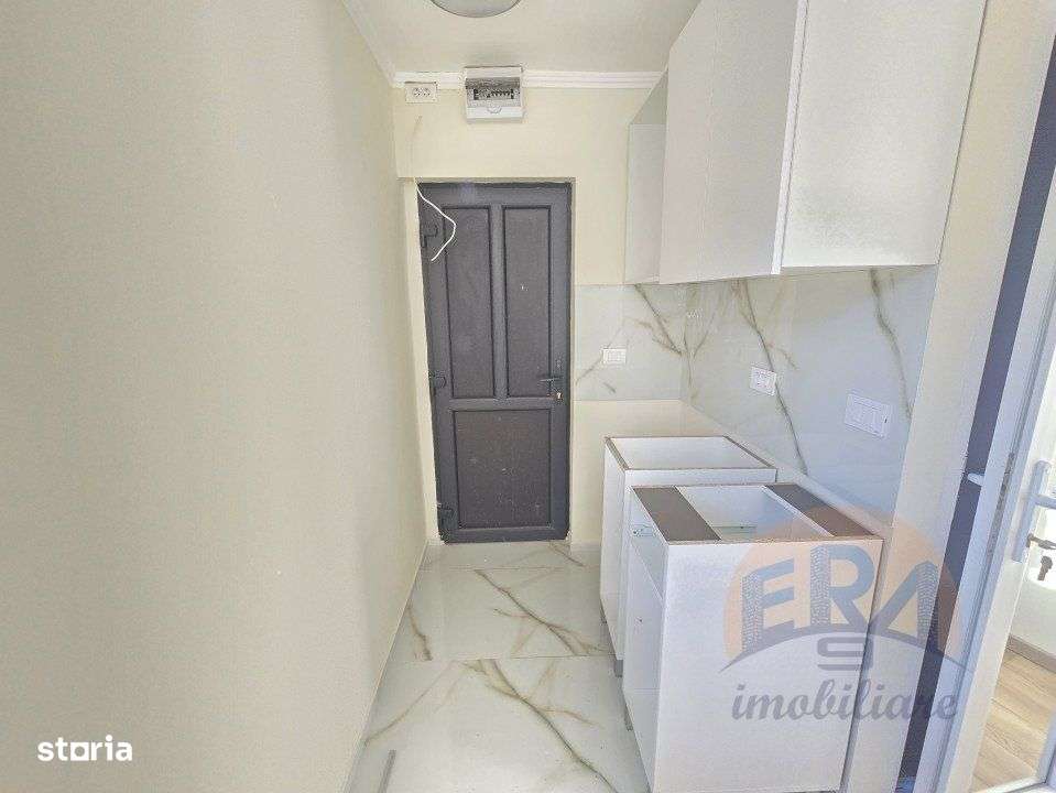 Garsoniera renovata | Etaj 3 | Rogerius, str. Aluminei - Imagine principală: 5/8