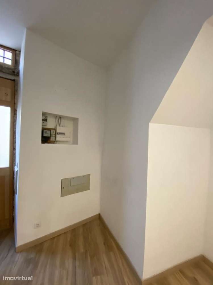 Arrenda T1 Alfama - Grande imagem: 3/11