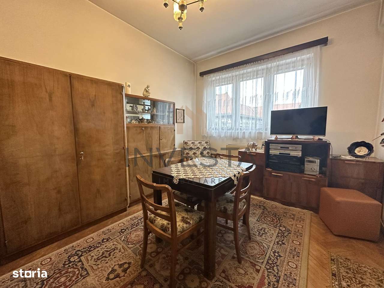 Oportunitate! 3 camere cu view spre Facultatea de Litere! 2800/mp !-2