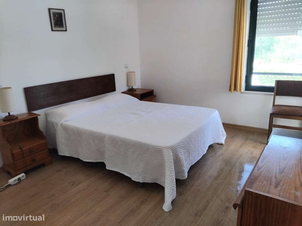 Exclusivo T2 com vista mar na Meia Praia-13