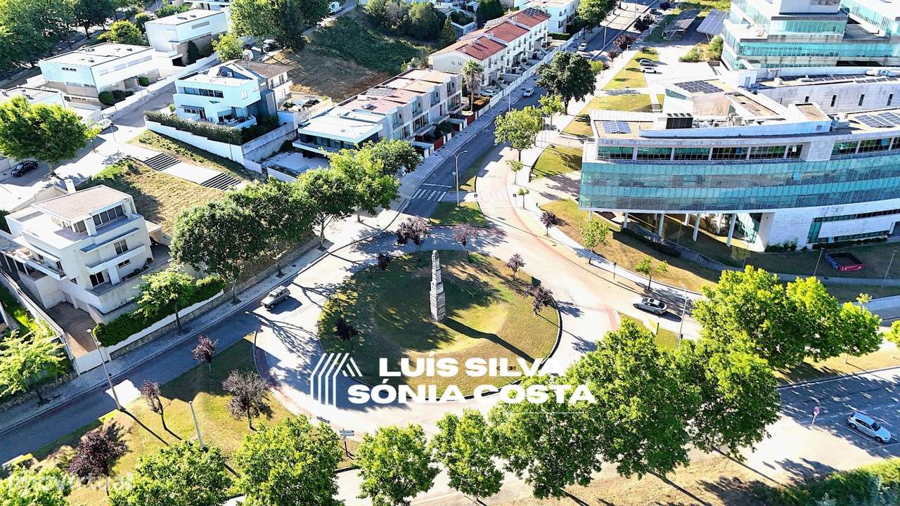 Moradia T4 c/ Áreas Incríveis, Jardim, Churrasqueira & Horta –...-35