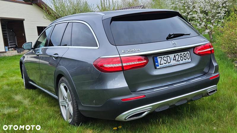 Mercedes-Benz Klasa E 220 d 4Matic T All-Terrain 9G-TRONIC Avantgarde - 6