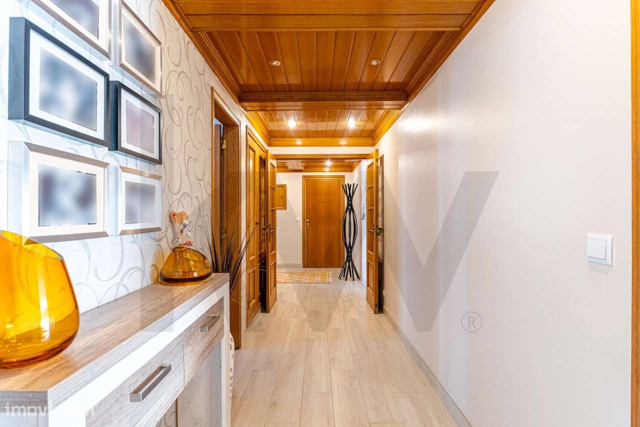 EXCELENTE T3 | PARCIALMENTE RENOVADO | QUINTA GRANDE - Av. dos Moinhos-6