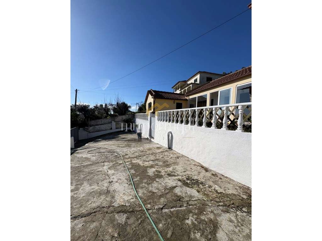 Quintinha em Mafra com 5.375m² | Moradia T2 + Potencial de Construç...-5