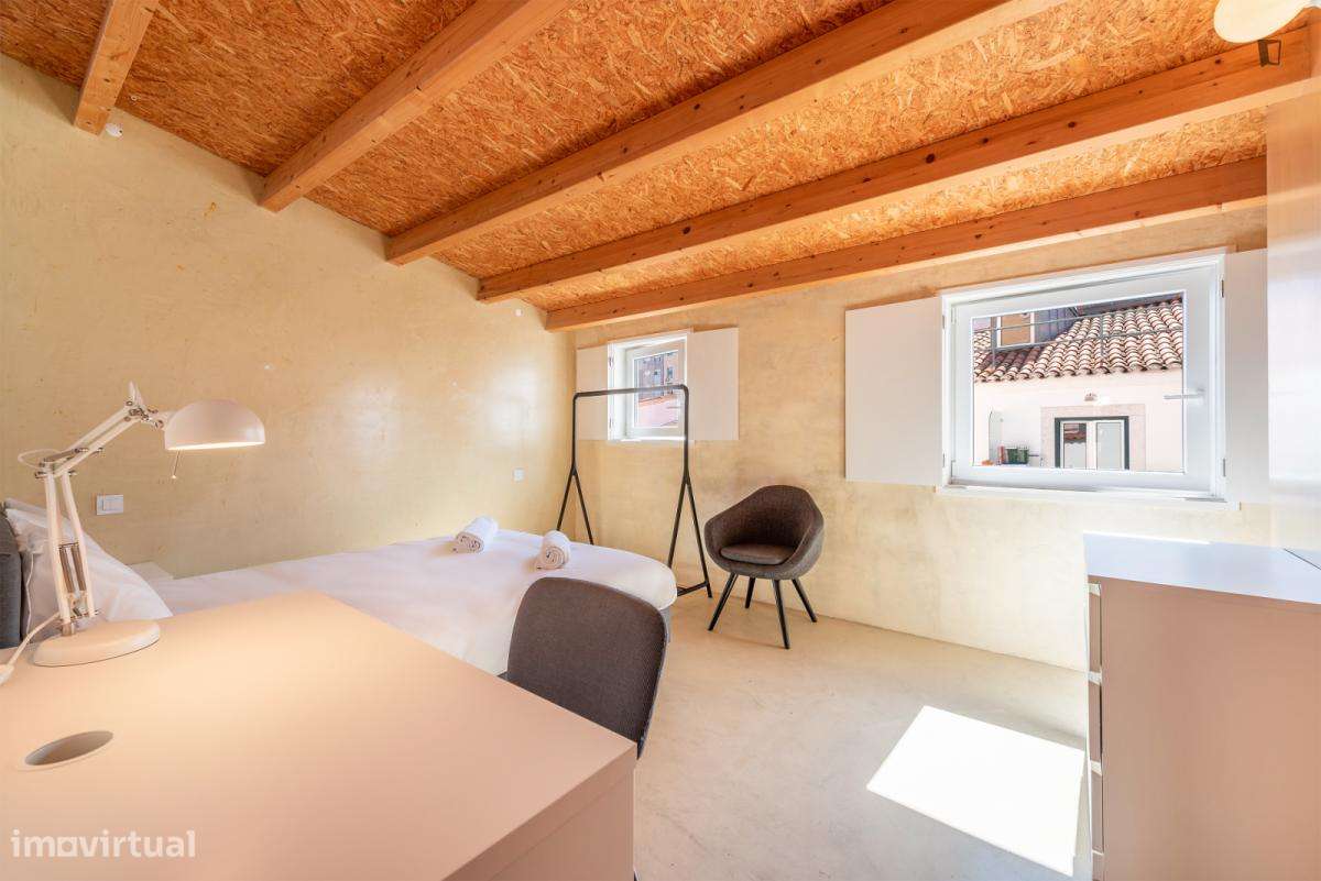 Quarto - localizado em São Bento Lisbon - Grande imagem: 3/12