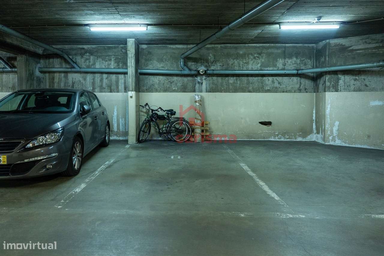 Apartamento T3 Duplex na Cedofeita, Porto-23