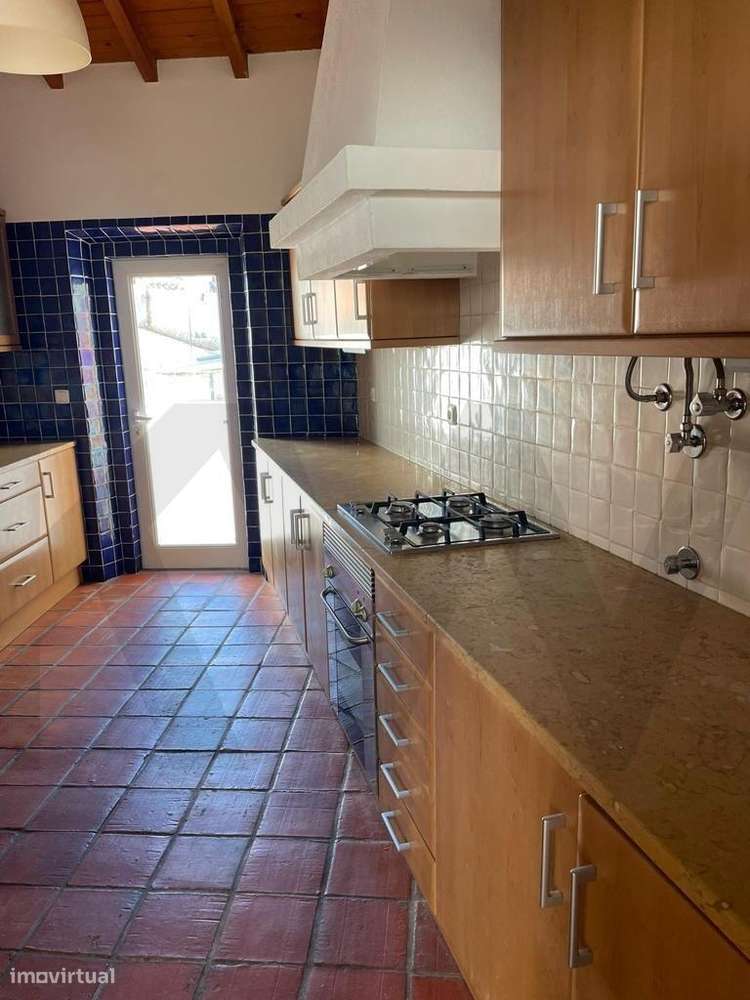 Moradia independente no Centro Histórico de Montemor-o-Novo, Alentejo - Grande imagem: 3/15