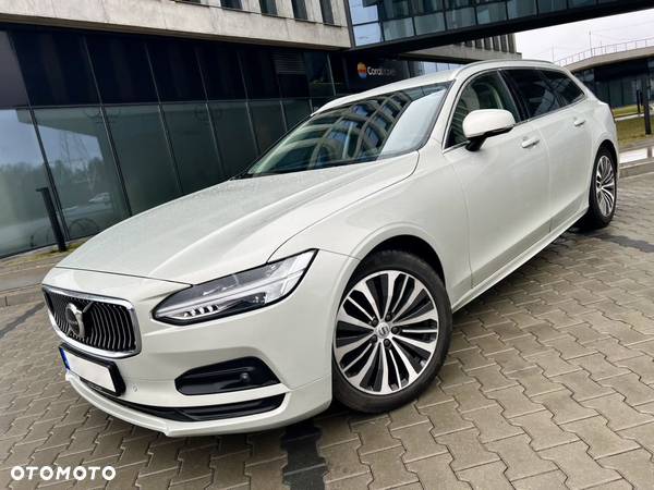 Volvo V90 D4 AWD Momentum Pro - 4