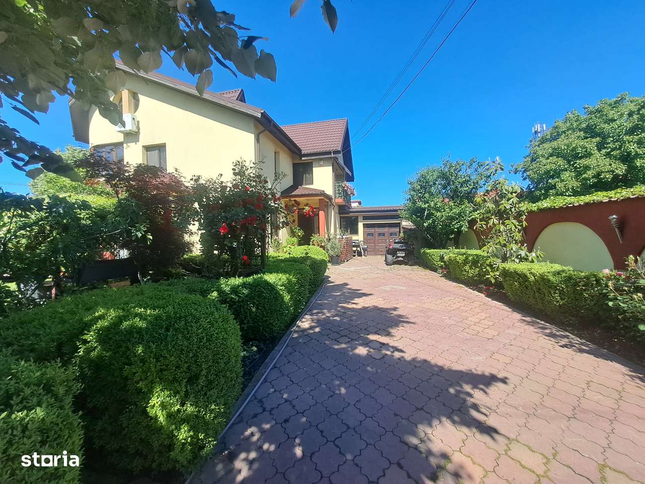 Casa individuala cu piscina. Pozitie deosebita. - Imagine principală: 4/20