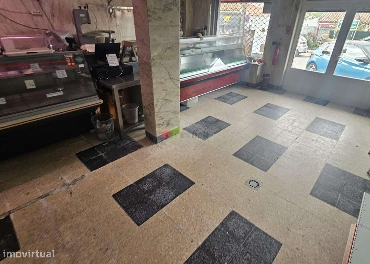 Loja equipada na Cotovia - Grande imagem: 4/16