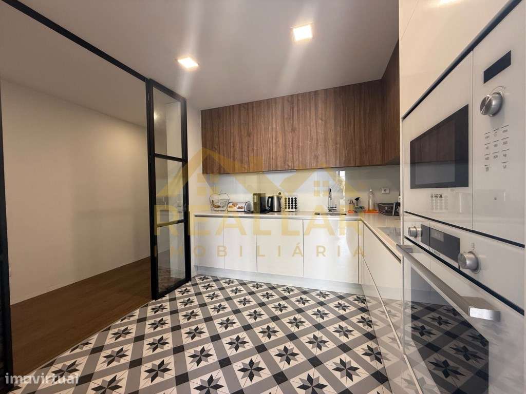 MARAVILHOSO APARTAMENTO T3 COM TERRAÇO - Grande imagem: 5/29