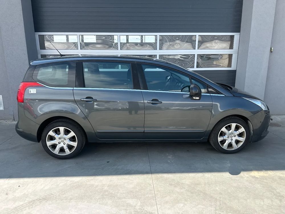 Peugeot 5008 I 1.6 HDi Premium 2010