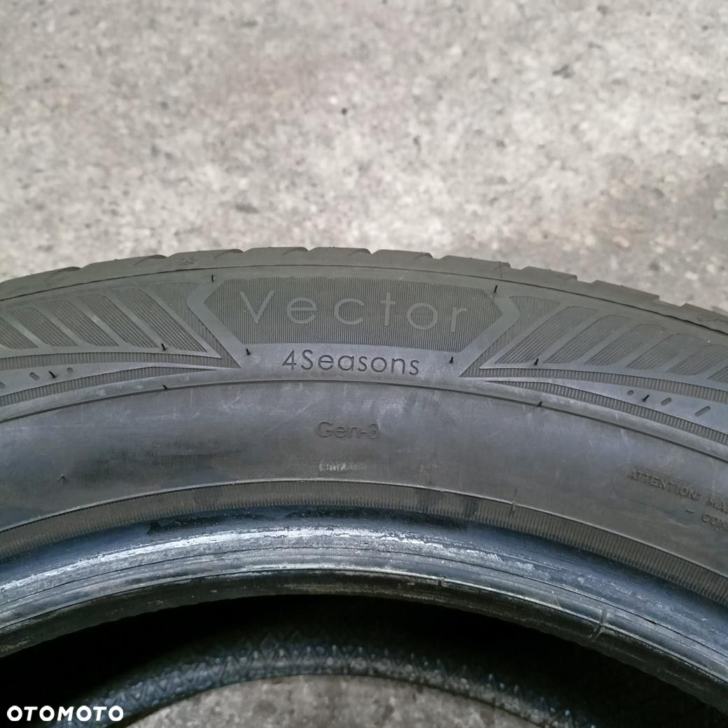 Opona 225/55/17 Goodyear Vector 4Seasons G.3 (NE9417) - 3