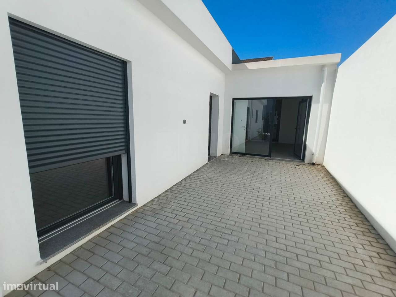 Moradia T2+1 NOVA - Redondos - Fernão Ferro - Grande imagem: 2/31