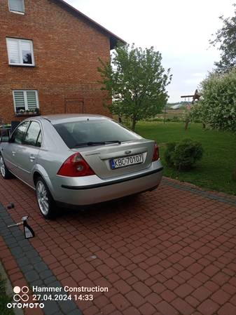 Ford Mondeo 2.0 Ghia X - 4