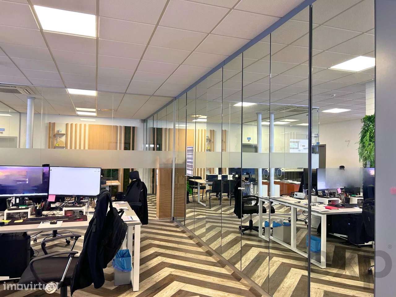 Armazém de 1609m² em Freamunde-5