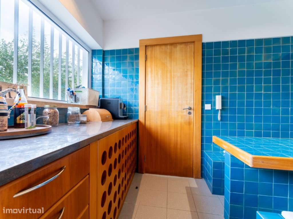 Fantástica moradia situada em Venda Nova- São Martinho do Porto-14