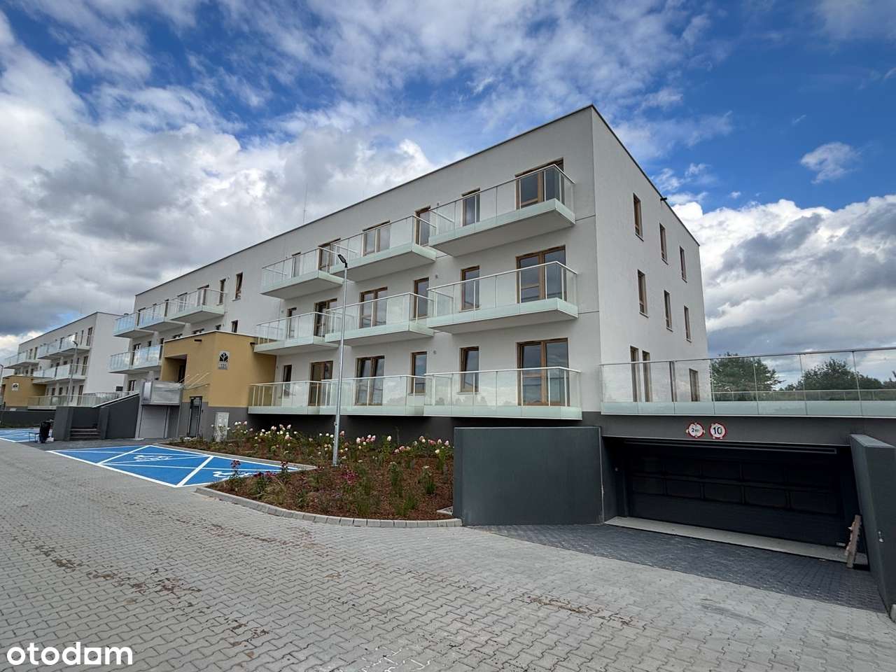 NOWE z zielonym tarasem 45m2  - ŚWIĄTECZNY RABAT 10%!-1