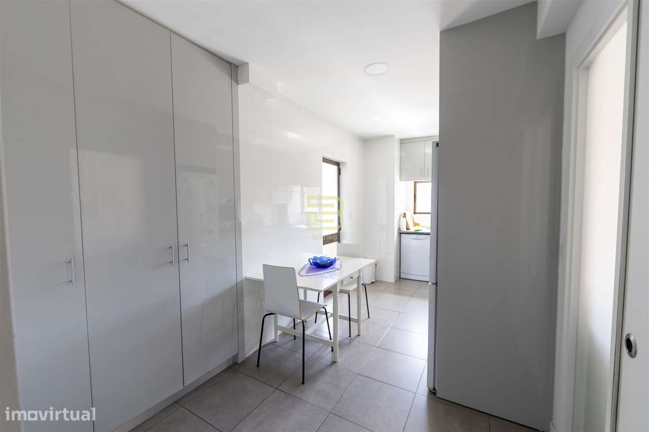 Apartamento T2+1, excelente investimento em Matosinhos-12