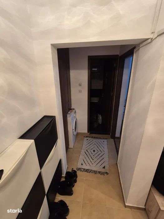 Garsoniera 42mp - Metrou 1 Decembrie - Etaj Intermediar - Imagine principală: 4/6