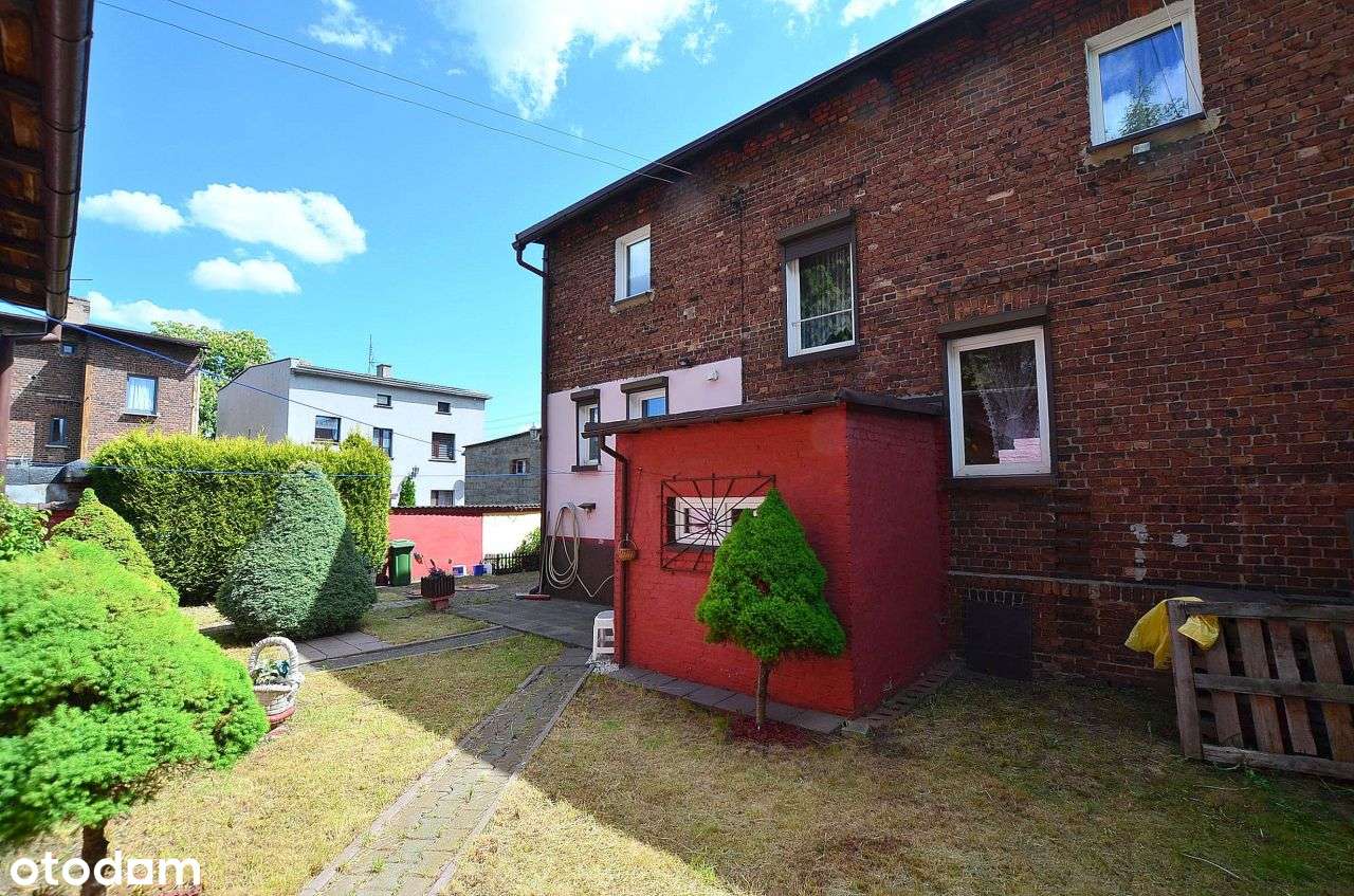 Dom, który łączy ciszę przedmieść z wygodą miasta - Pełny obrazek: 4/20