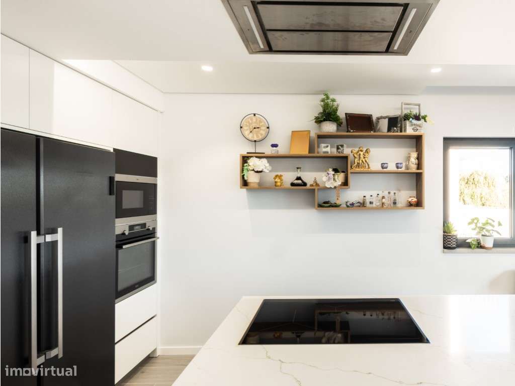 Moradia T4 em Tavarede, Figueira da Foz - Grande imagem: 5/36