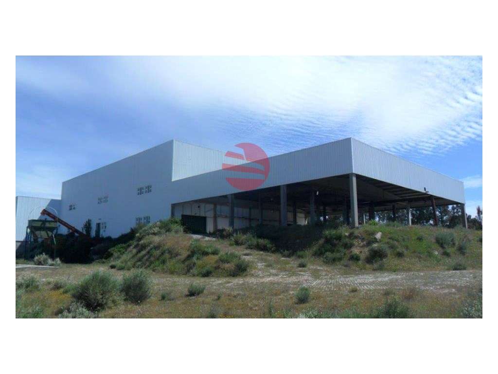 ADEGA / ARMAZÉM DE VINIFICAÇÃO E ARRUMOS - Grande imagem: 4/21