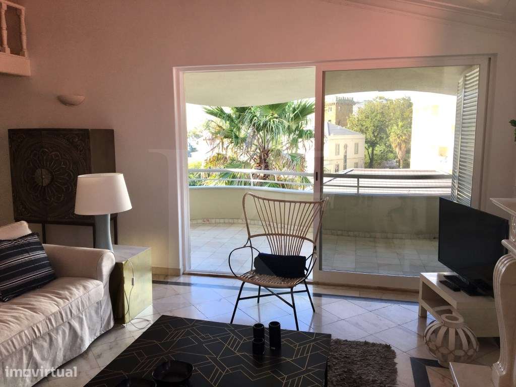 Apartamento T3 com vista mar no Monte Estoril - Grande imagem: 4/21
