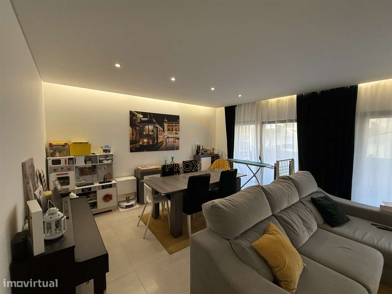 Apartamento T3 c/ arrumo e garagem - Figueira da Foz-6