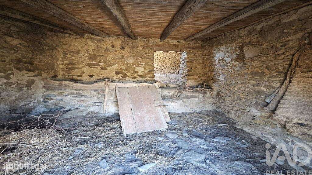 Terreno em Alcoutim e Pereiro de 276,00 m2 - Grande imagem: 4/20