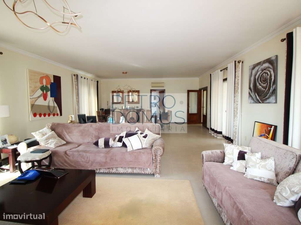 MÁGINIFICA MORADIA ISOLADA V4 COM PISCINA - PORTO MÓS - Grande imagem: 4/35