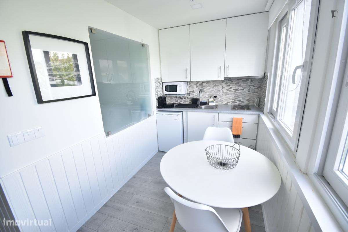 Estúdio - localizado em Baixa de Santa Clara Coimbra - Grande imagem: 4/5